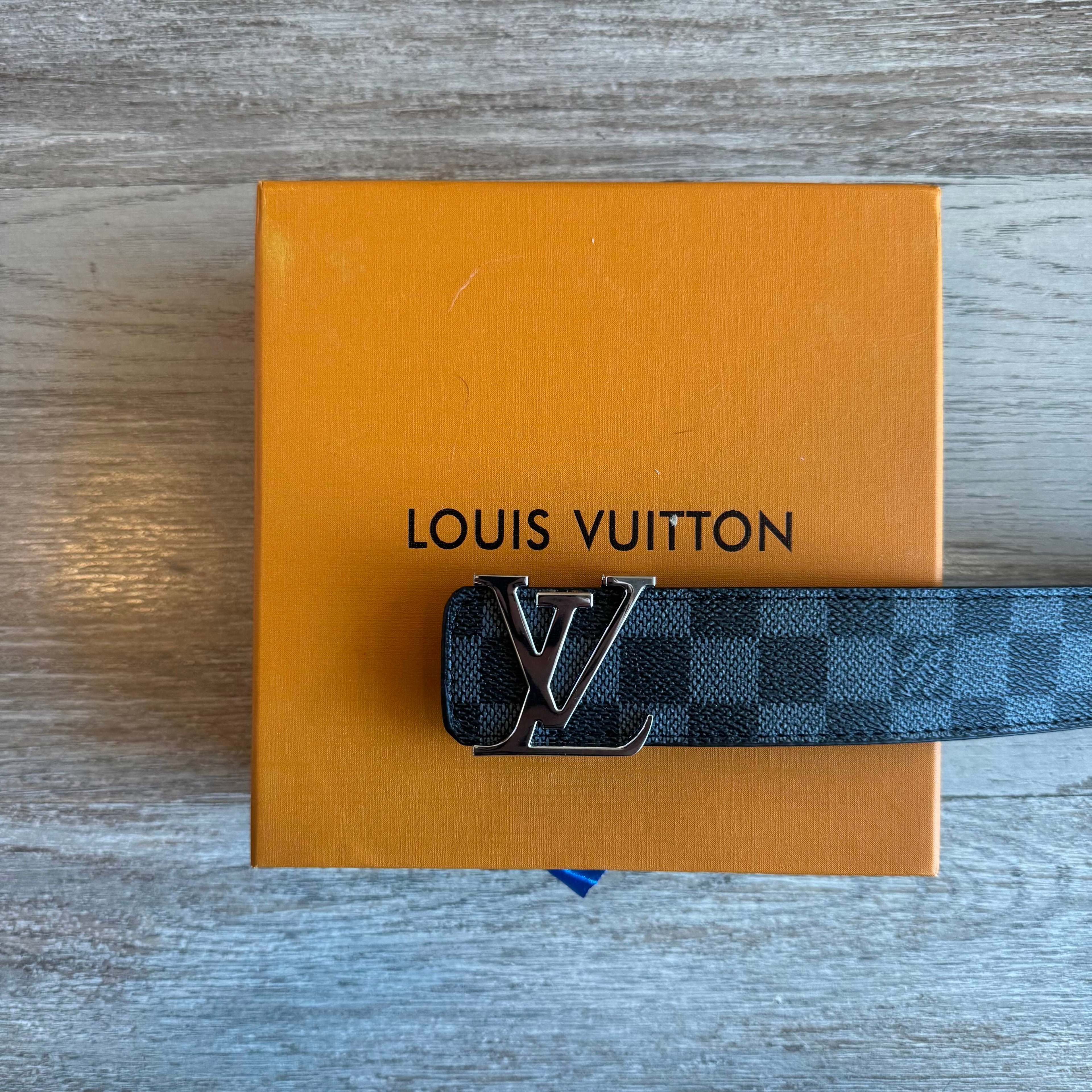 Curea Louis Vuitton Initiales